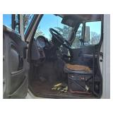 2007 International Utility Truck 7300 SBA 4x2 DT466