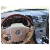 2005 Lincoln Navigator Premium/Luxury/Ultimate 4-Door Wagon