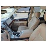 2005 Lincoln Navigator Premium/Luxury/Ultimate 4-Door Wagon