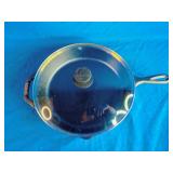 Lodge #4 Seasoned Cast Iron Skillet with Tempered Glass Lid