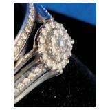 Sterling Silver 1/5 ct tw Diamond Round Halo Bridal Set - Size 7.5