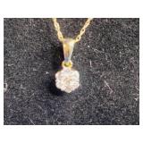 10K Gold 1/4 ct tw Diamond Flower Pendant