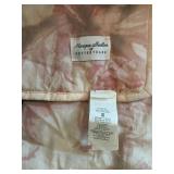 Beautiful 100% Cotton Queen Size Pottery Barn White and Pink Floral Design Comforter and Shams Set