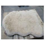NEW Brentwood Originals, Faux Fur Memory Foam Pet Mat, 35" x 40" - Taupe