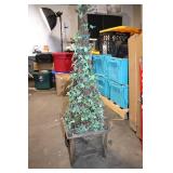 Decorative Outdoor Ivy Topiary Tree on Wooden Base