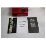 Grundig FR-200 AM/FM/SW1.2 World Band Receiver with Accessories