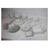 Collection of Vintage Pyrex and Glass Serving Dishes