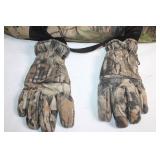 Camo Duffel Bag with Matching Mossy Oak Gloves