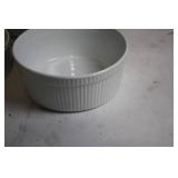 Set of 3 Ceramic Serving Bowls with Ribbed Design