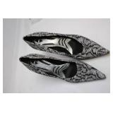 Pair of Nine West Silk Patterned High Heel Pumps Size 10M