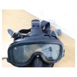 SSB-2010 OTS Aquacom Single Sideband 4 Channel Transceiver w/ Carrying Case and Compatable Mask