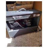 Crate amp with foot switch