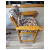 Round Table and Pool Chairs