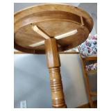 Round Table and Pool Chairs