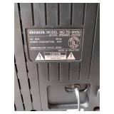 Aiwa 5 speakers and amp