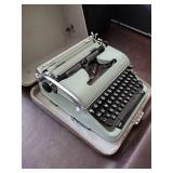 1950s Vintage Olympia Typewriter