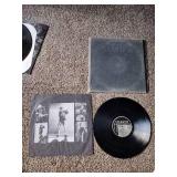 2 records AC DC & THE cramps