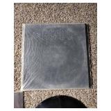 2 records AC DC & THE cramps