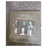 10 Records:Eagles Live, Zappa/Mothers, Gary Numan, 20 Giant hits, Reo Speedwagon, Ted Nugents, Scorpions, Rare Earth in concert