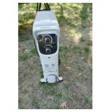 Comfort Zone Model CZ38008 1,500 Watt Oil Filled Radiator Heater