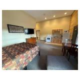 3 Night Northern MN Lodge Suite Stay (5/26-5/29, 2025)