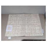 NEW CALVIN KLEIN ACCENT RUG 30 IN x 45 IN