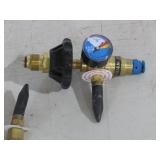 Western Enterprises Hand tight Deluxe Latex Inflator with Content Gauge