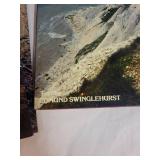 Collection of Vintage Travel Books Featuring Britain and Teotihuacan