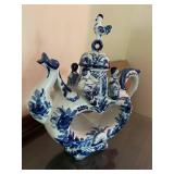 Large Beautiful Vintage Russian Gzhel Porcelain Coffee Pot Teapot Measuring 13" x 15"