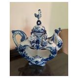 Large Beautiful Vintage Russian Gzhel Porcelain Coffee Pot Teapot Measuring 13" x 15"