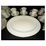 Lenox Hayworth Cosmopolitan Collection Dinnerware Set