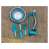 Garden Lawn Care-Collapsable Bucket, Sprinkler & Hand Tools