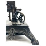 Elegant Set of Vintage Cameo Earrings and Brooch