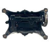 Elegant Set of Vintage Cameo Earrings and Brooch