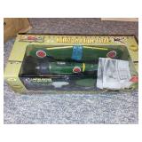 Set of 2 Model Airplanes: A6M2 Zero Type 11/21 and B-29 Superfortress