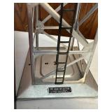 Lionel No. 494 Rotating Beacon with Original Box