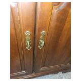 Mahogany Display Cabinet - Contents not inlcuded