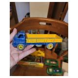 Lot of 5 Matchbox Super Kings Toy Trucks