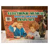 Electronic Musical Battery Operated Train Set with Christmas Melodies