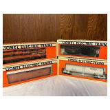 Set of 4 Lionel Electric Train Cars: Great Northern & NASA Edition