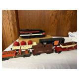 Vintage Lionel O-Gauge Electric Model Train Set with New Haven Locomotive and Cars