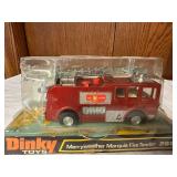 Dinky Toys Merryweather Marquis Fire Tender 285 in Original Packaging