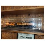 Milwaukee Road 467 Locomotive and Caboose Model Train Set