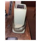 Vintage Bausch & Lomb Balomatic Slide Projector with Remote Control