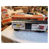 Set of 2 Lionel Electric Trains Warner Bros Box Cars: Sylvester & Tweety and Pepe Le Pew & Penelope