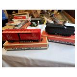 Vintage Lionel Box Car 6464525 and 2671WX Six Wheel Tender Set