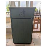 LOCKWOOD SINGLE SPLIT DOOR TRASHCAN