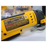 Excellent Like New DEWALT Model DWE315 Oscillating Multi-Tool w/Many Attachments & Carrying Bag