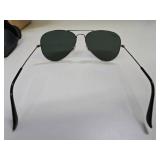 Nice Pair of Genuine RAY BAN Sunglasses w/Case