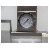 Like-New BBQ STAR Wood Burning Outdoor Pizza Oven